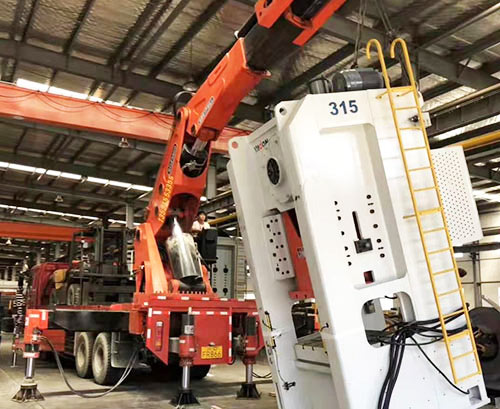 北湖附近随车吊出租，轻松解决运输难题