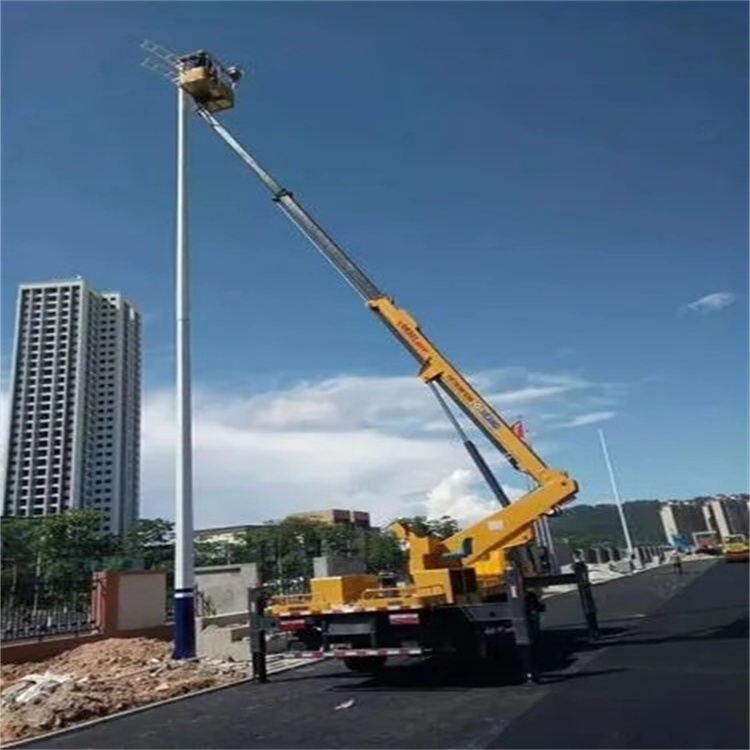 北湖维修路灯的曲臂升降车出租